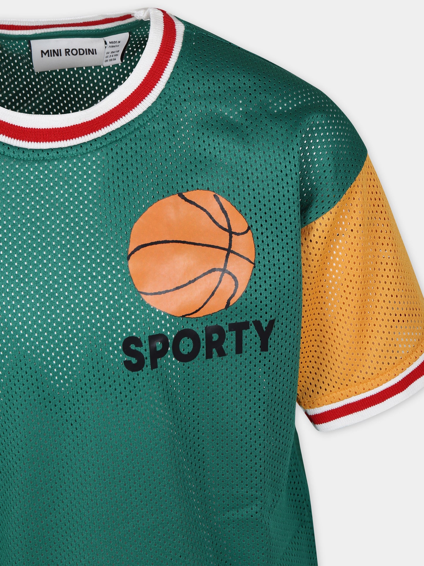 T-shirt verde per bambini con palla da basket,Mini Rodini,2422012375