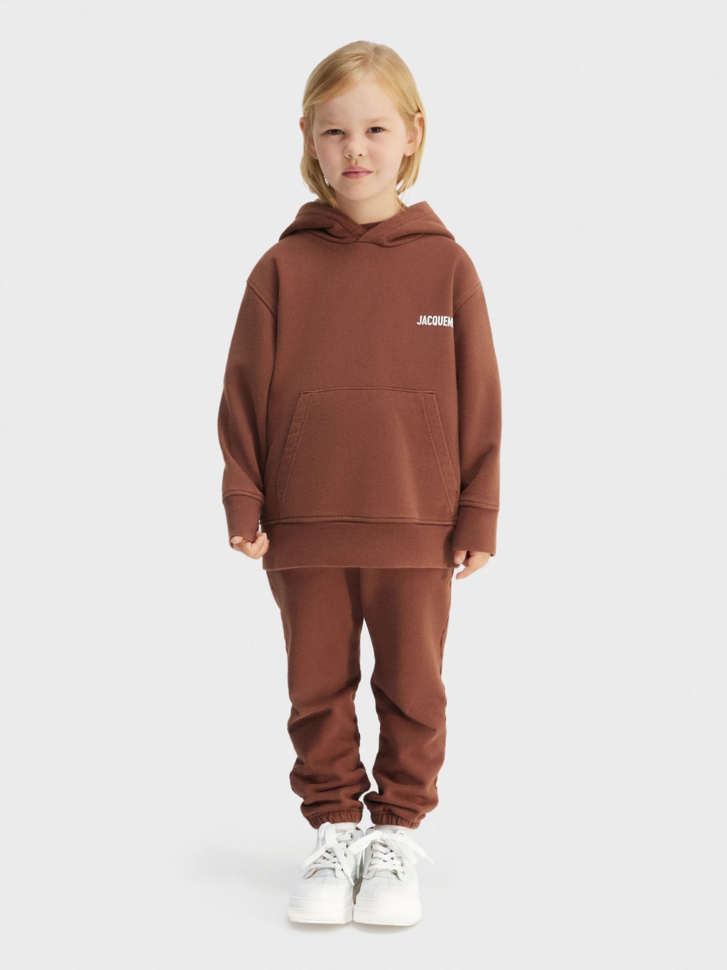Pantaloni 'Le Jogging Jacquemus' marrone per bambini