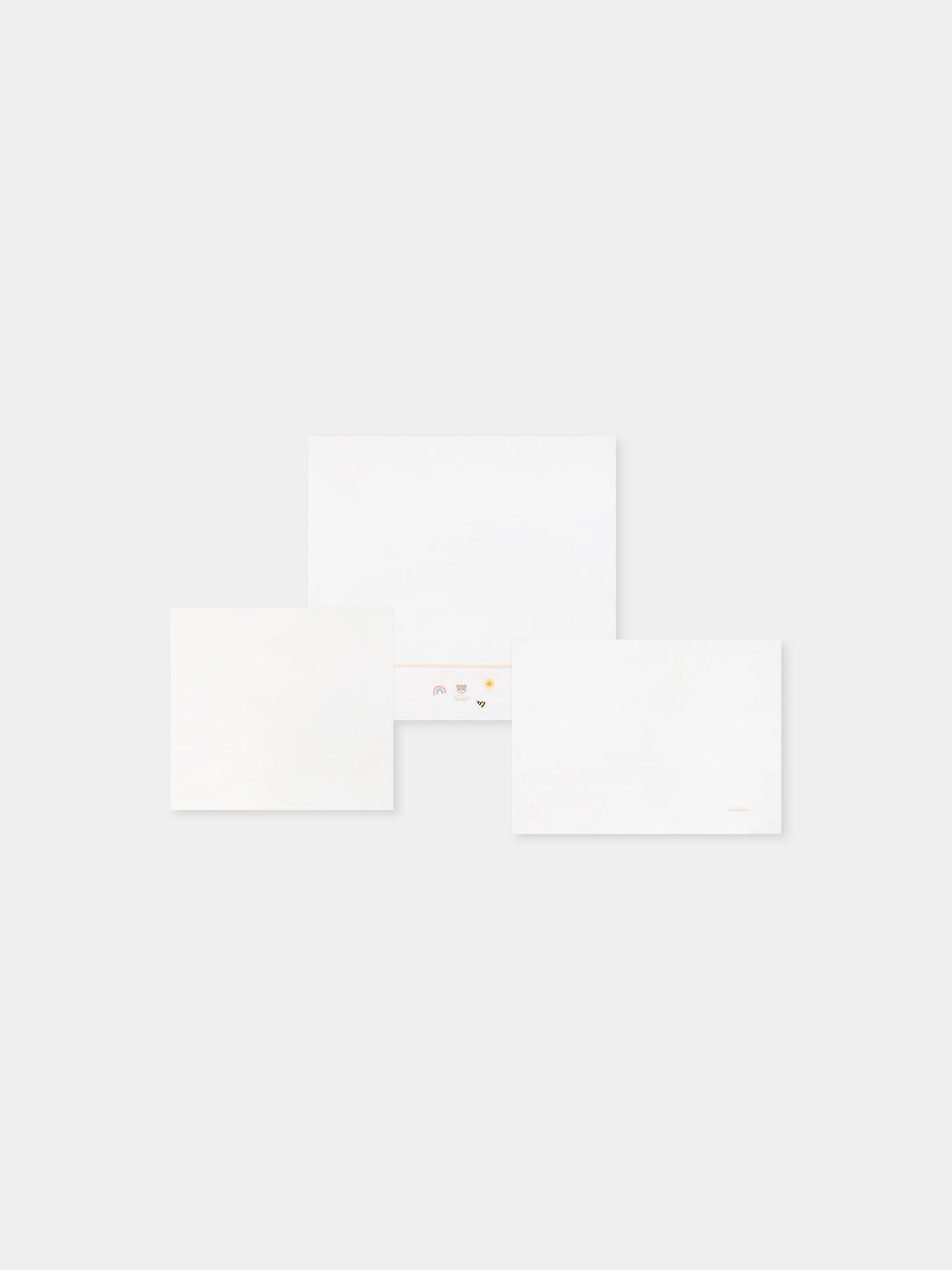 Set lenzuola bianco per neonati con ape e arcobaleno