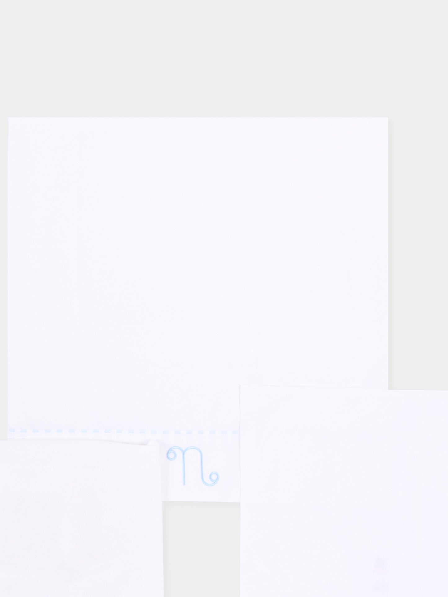 Lenzuola bianche per neonato con profili azzurri,Nanán,E26407A