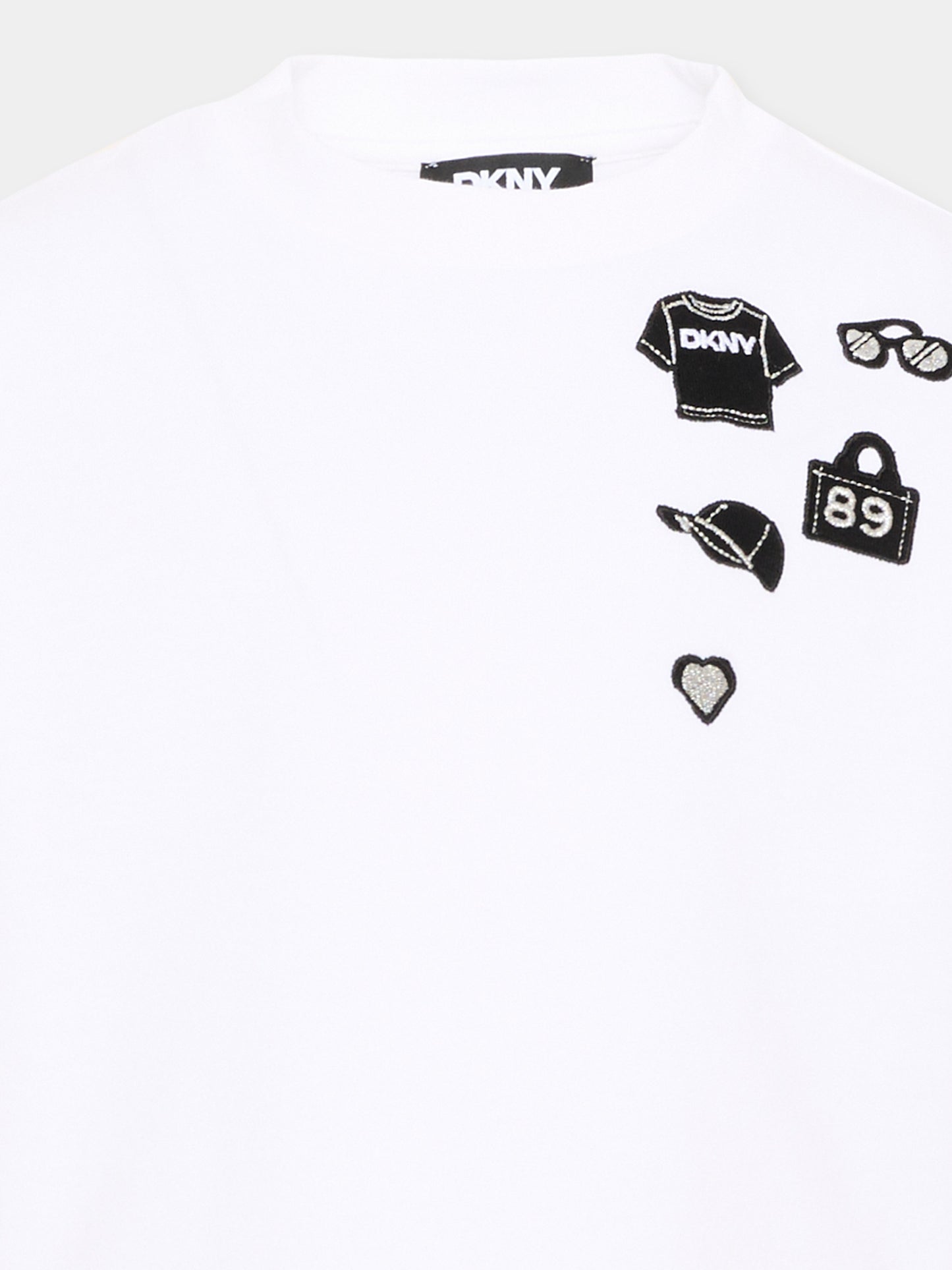 T-Shirt bianca per bambina con logo,Dkny,D62590 10P