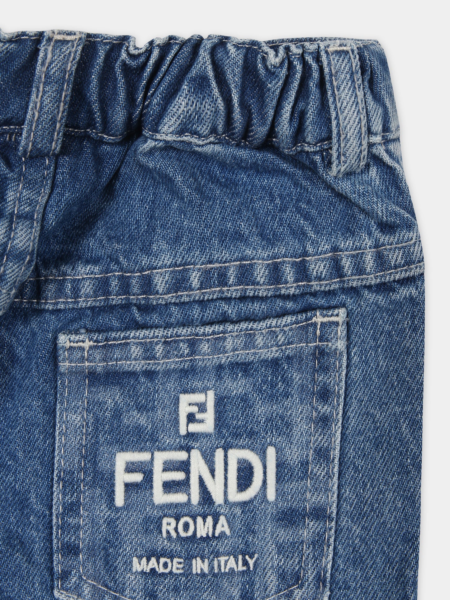 Jeans in denim per neonati con logo,Fendi Kids,BUF099 AMHX F0QG0