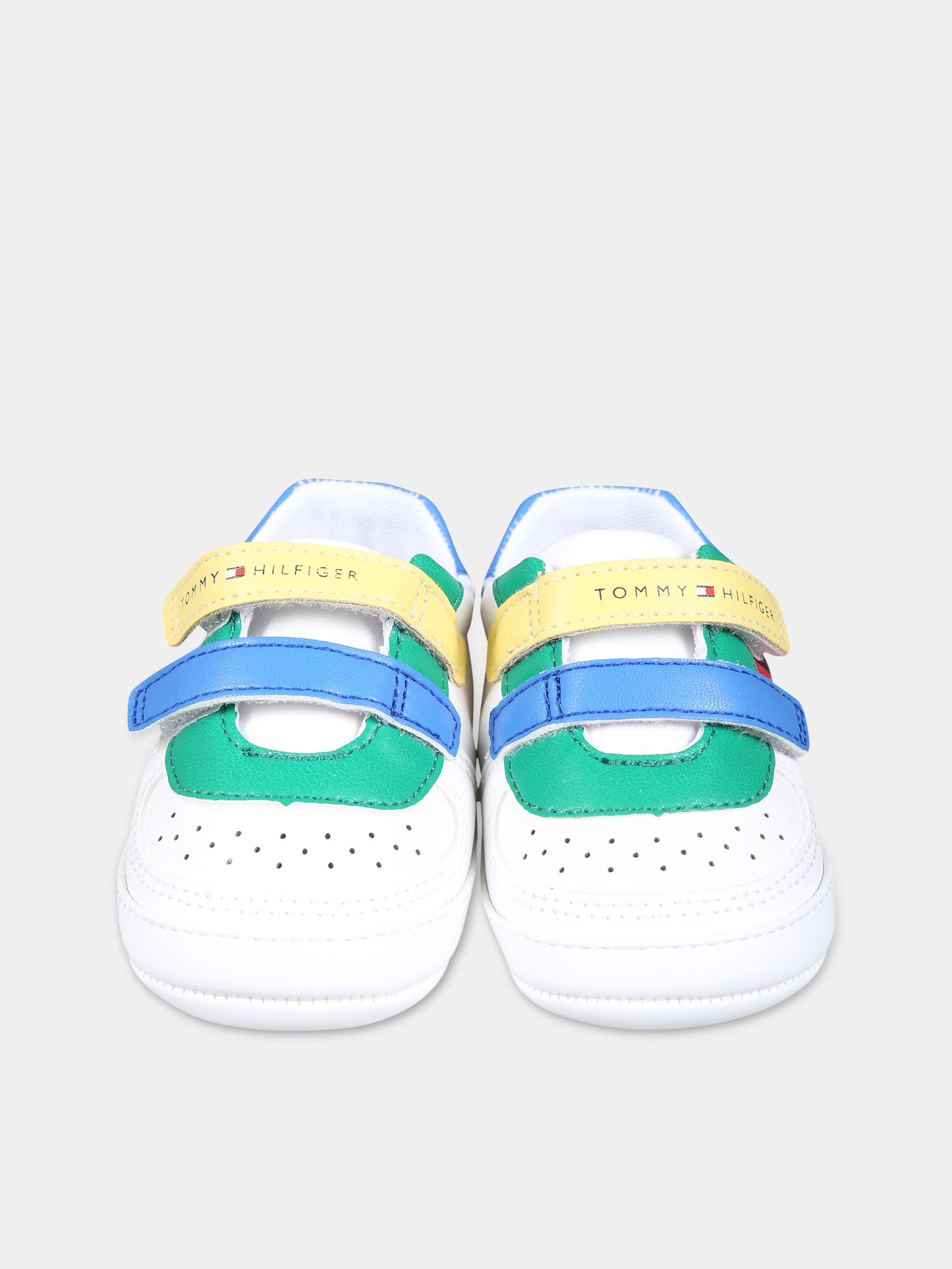 Sneakers bianche per neonati con bandierina e logo,Tommy Hilfiger Junior,T0B4 33320 1582Y913