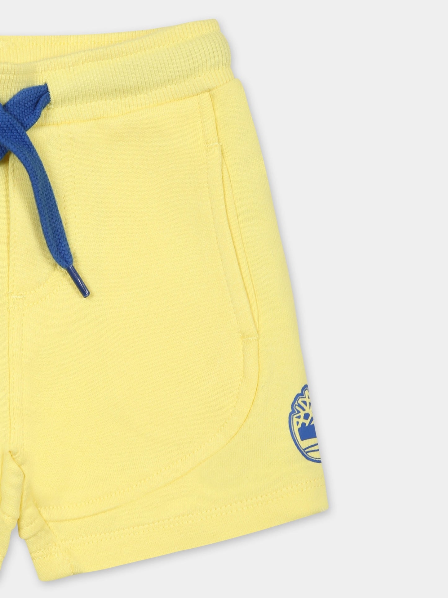 Shorts gialli per neonato con albero