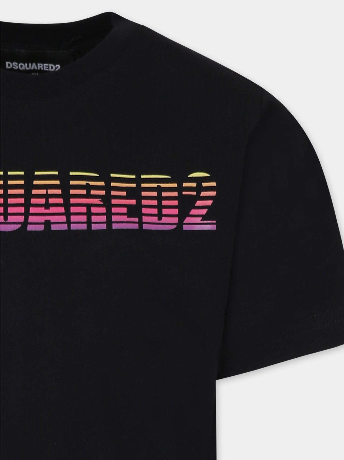 T-shirt nera per bambino con logo