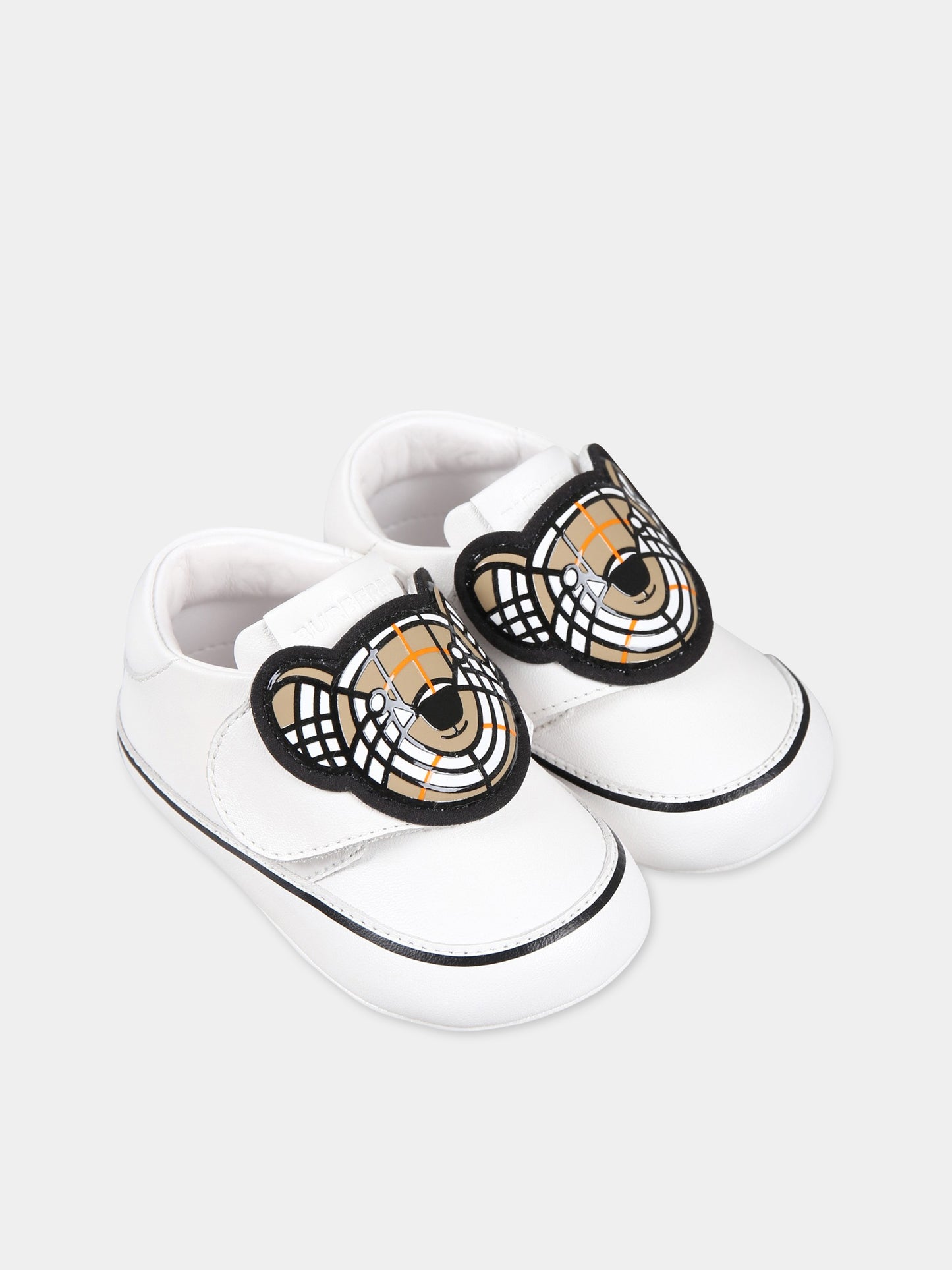 Sneakers bianche da culla per neonato con iconico Thomas Bear e logo,Burberry Kids,8064747
